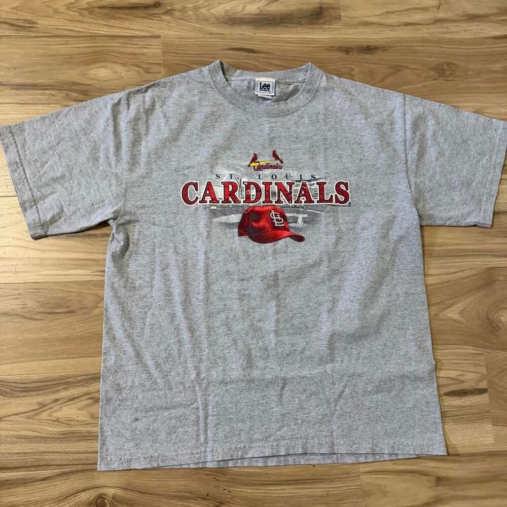 Vintage 2006 Lee St. Louis Cardinals baseball tee red Cardinals size Large